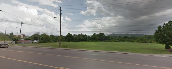 Development Tract Close to Area Attractions: 2634 Teaster Lane, Pigeon Forge, TN 37863